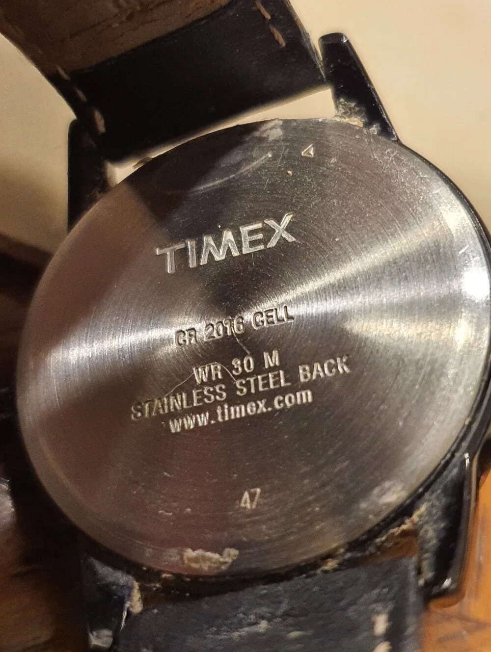 10/$20 Timex Indiglo Bkack Leather Men's Watch w/Date